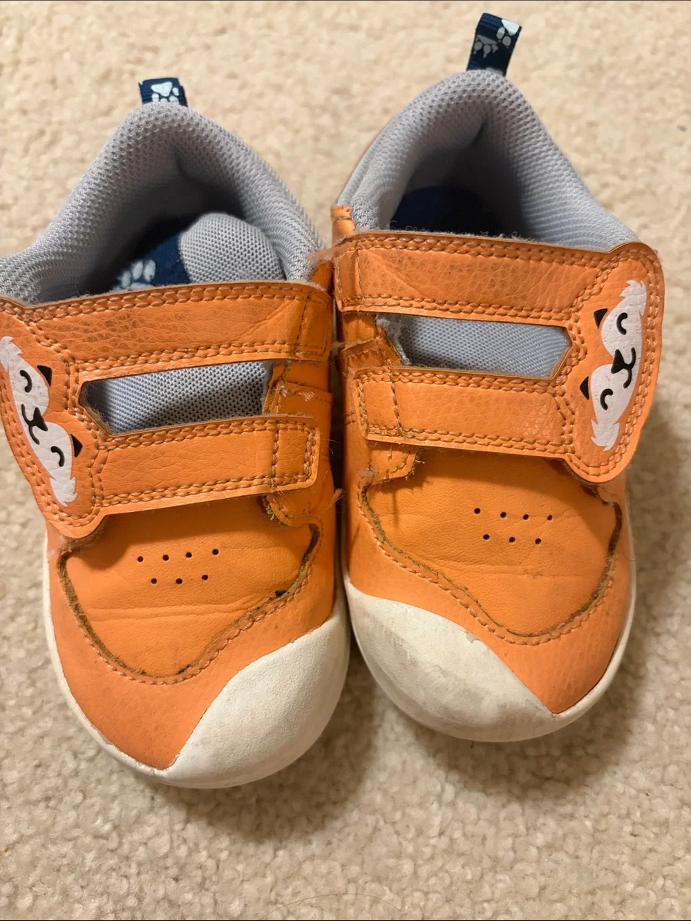 Nike Orange Fox sneakers, size 8C Toddler